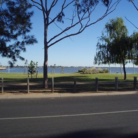 Lakeview Motel Yarrawonga Εξωτερικό φωτογραφία